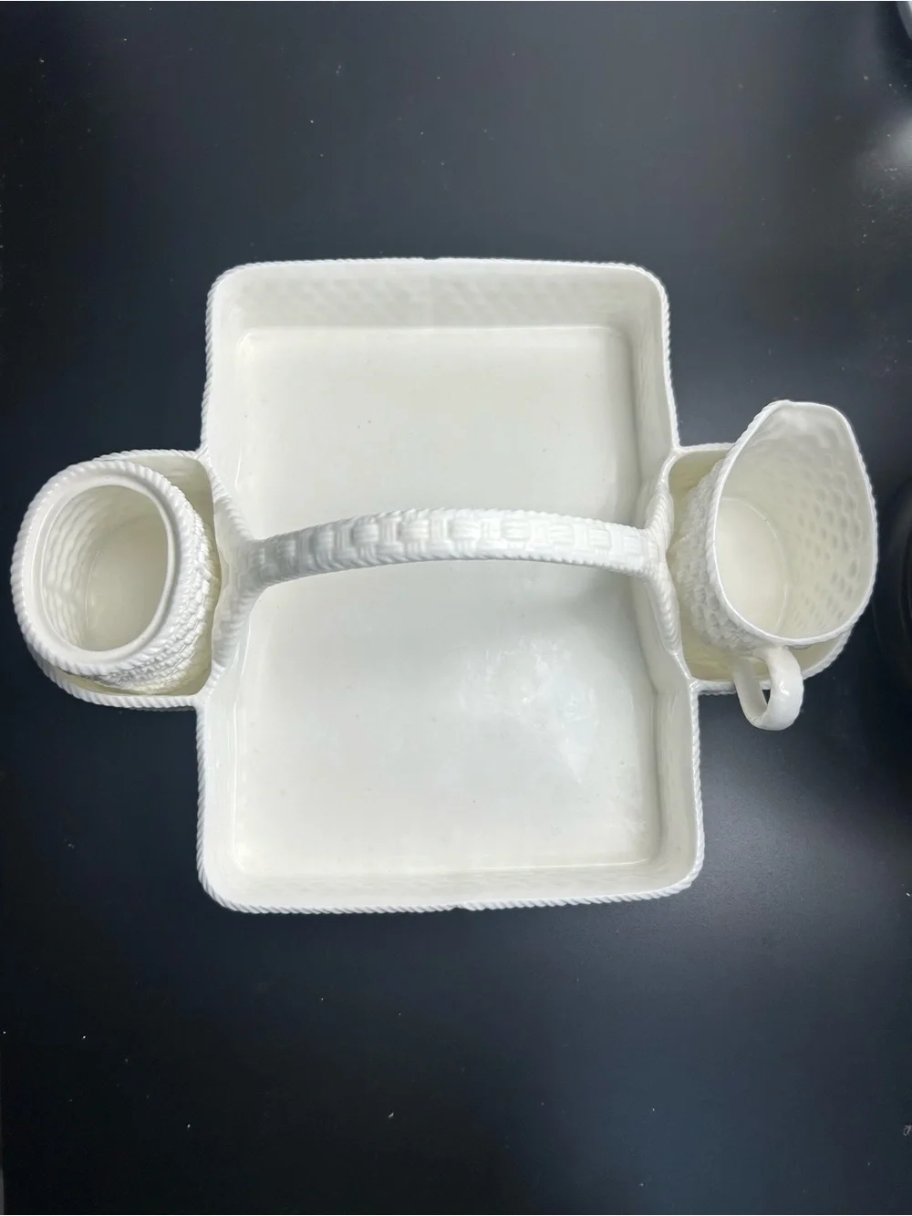 Tiffany & Co. Cream Woven-Style Ceramic Server Set with Handle